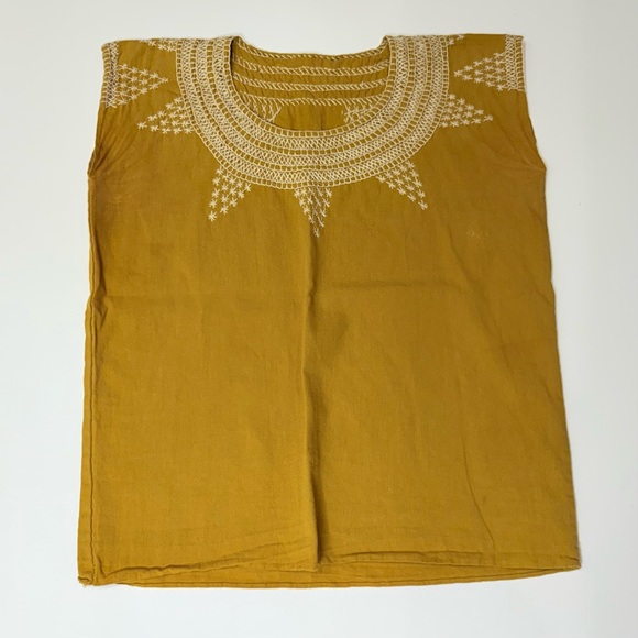 Embroidered Mustard Yellow Women's Top Size‎ medium/large - Picture 1 of 5